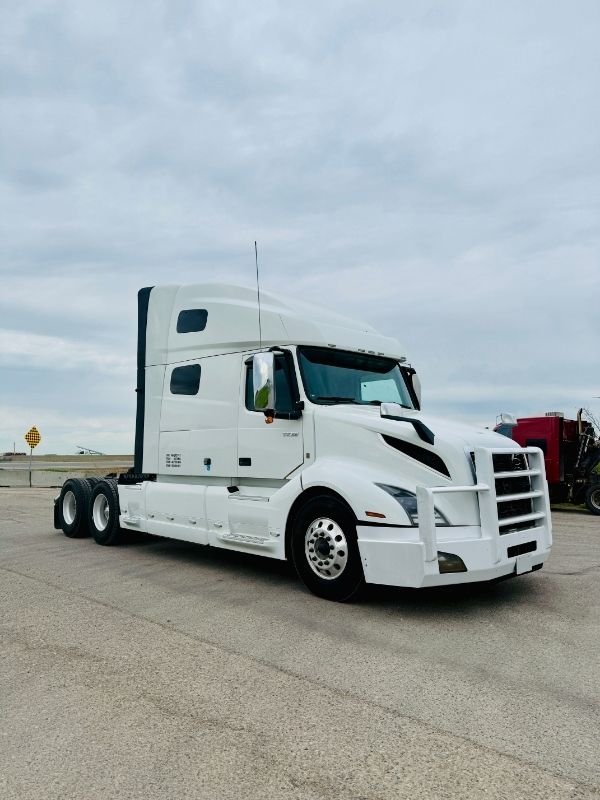 Volvo VNL760 2022